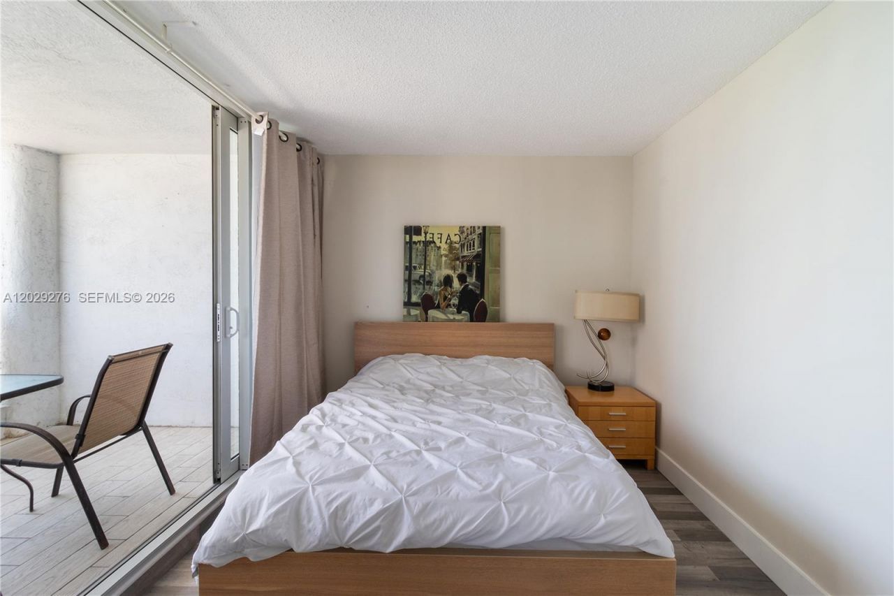 1717 N Bayshore Dr , Unit A-2837, Miami, FL 33132 Photo