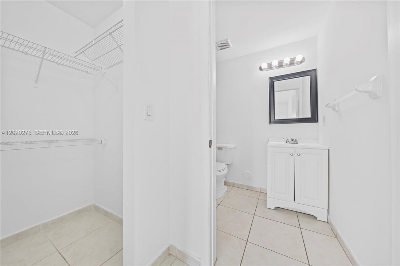 7280 NW 114th Ave , Unit 101-8, Doral, FL 33178 Photo