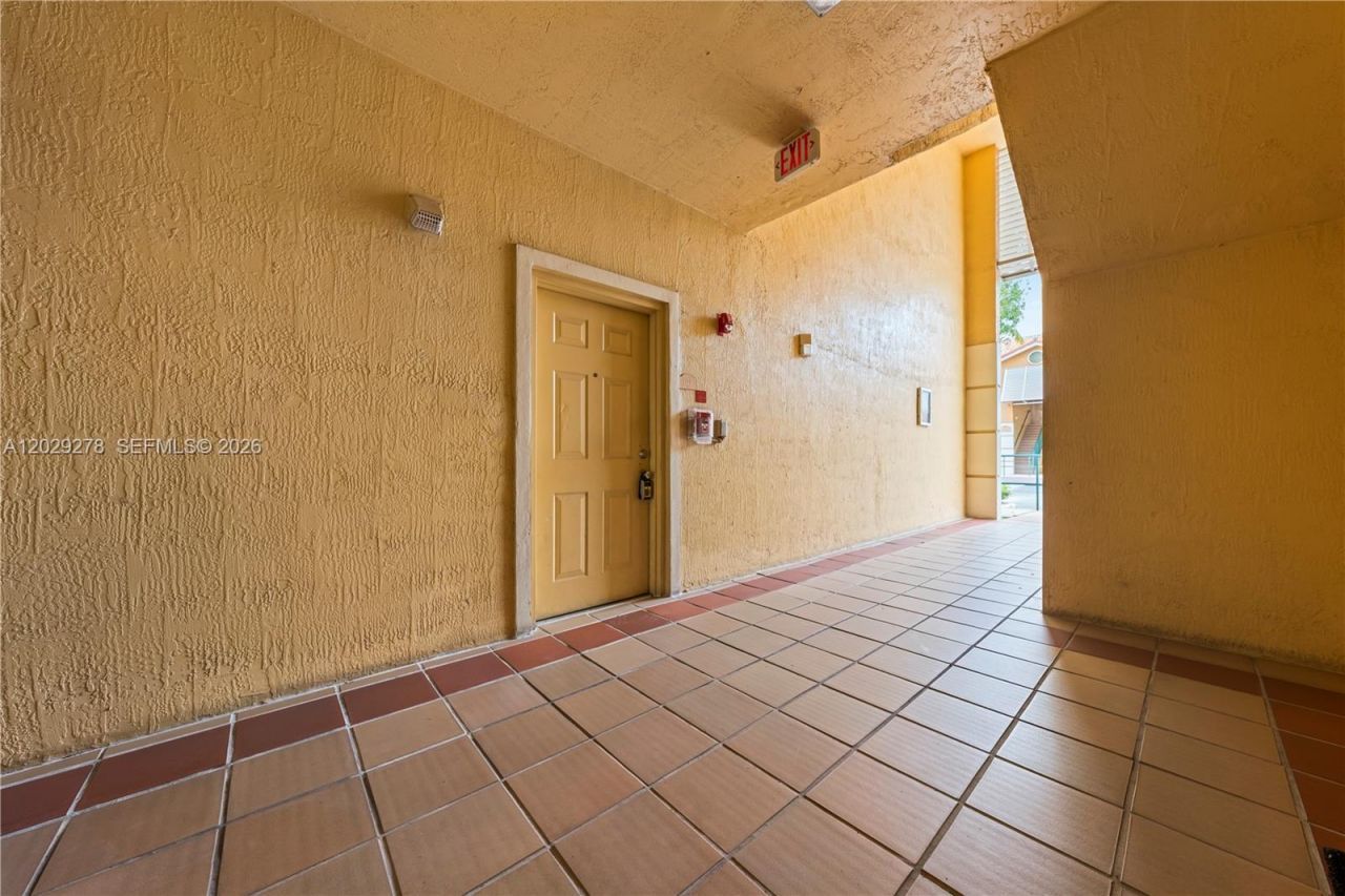 7280 NW 114th Ave , Unit 101-8, Doral, FL 33178 Photo