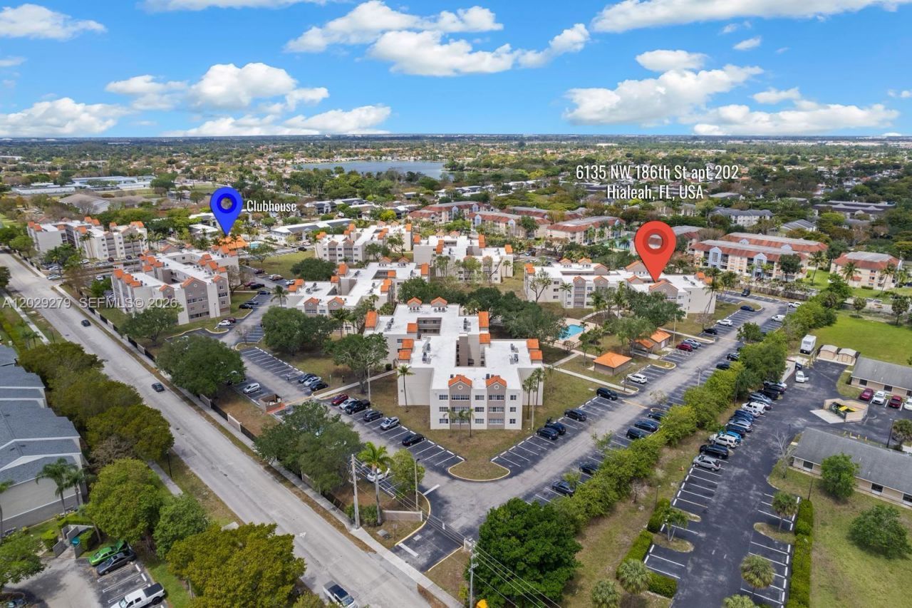 6135 NW 186th St, Unit 202, Hialeah, FL 33015 Photo