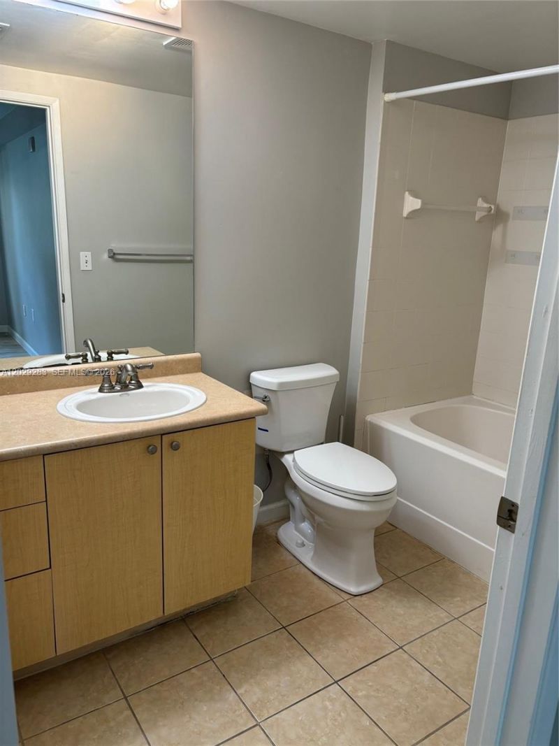 1919 Van Buren St , Unit 308A, Hollywood, FL 33020 Photo