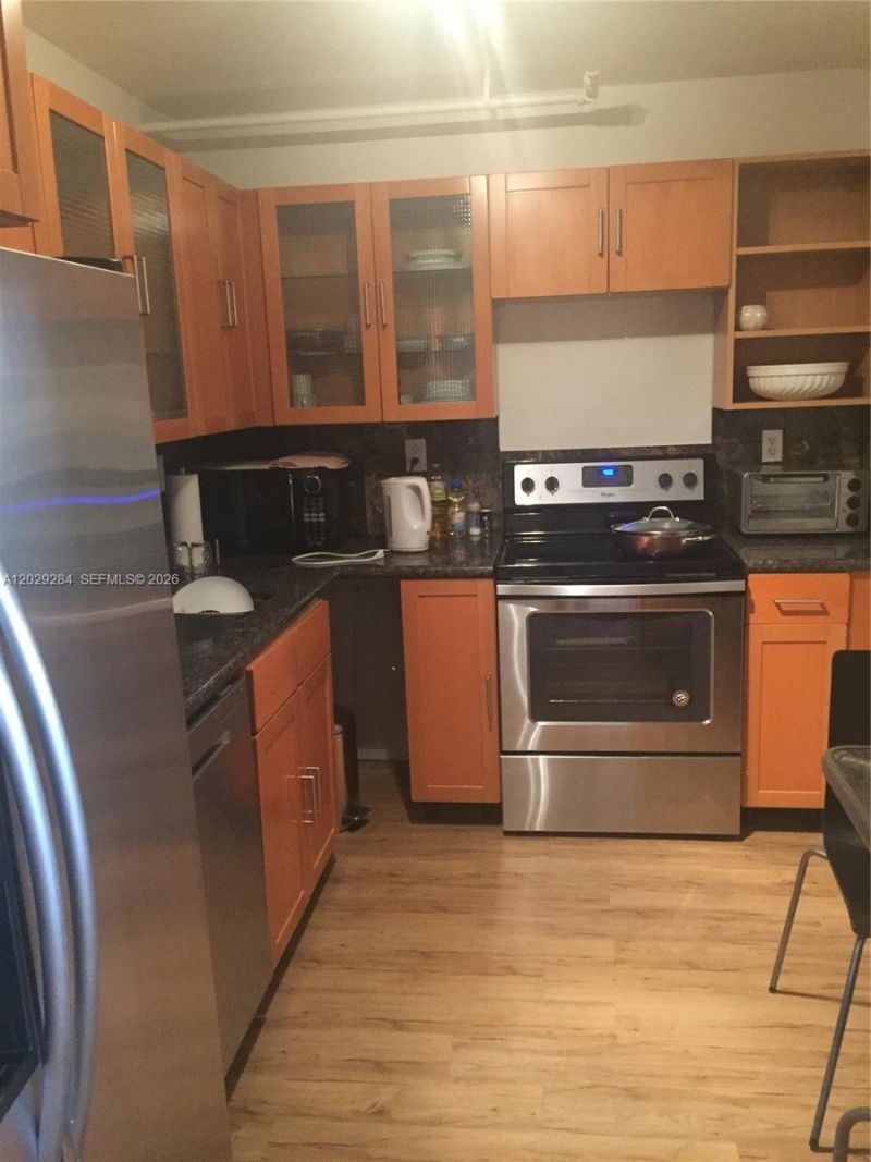210 174th St , Unit 515, Sunny Isles Beach, FL 33160 Photo
