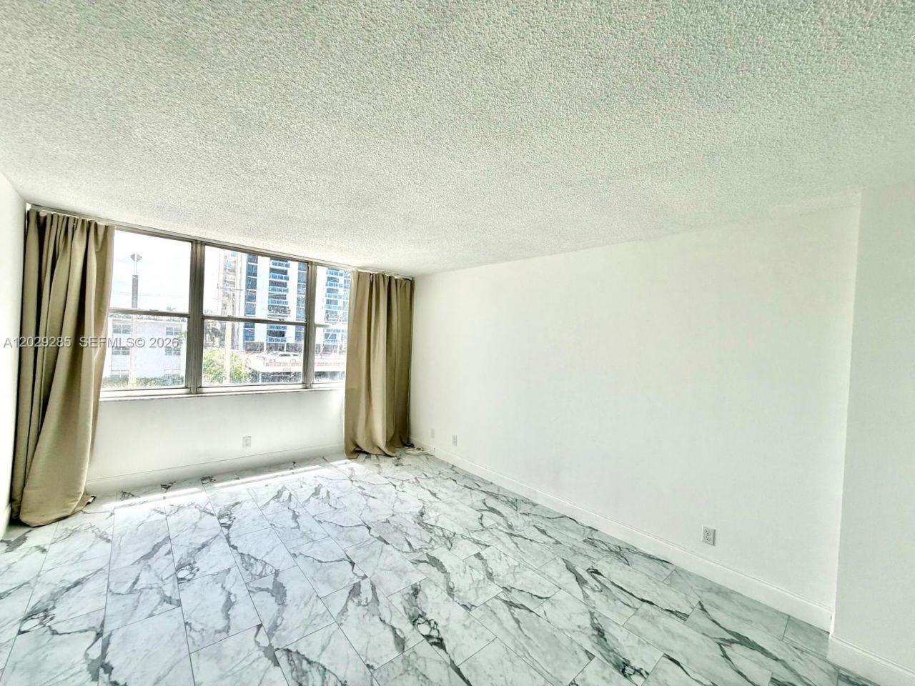 2101 S Ocean Dr, Unit 306, Hollywood, FL 33019 Photo