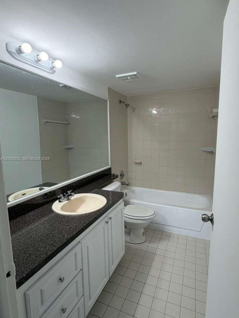 1150 NW 80th Ave , Unit 104, Margate, FL 33063 Photo