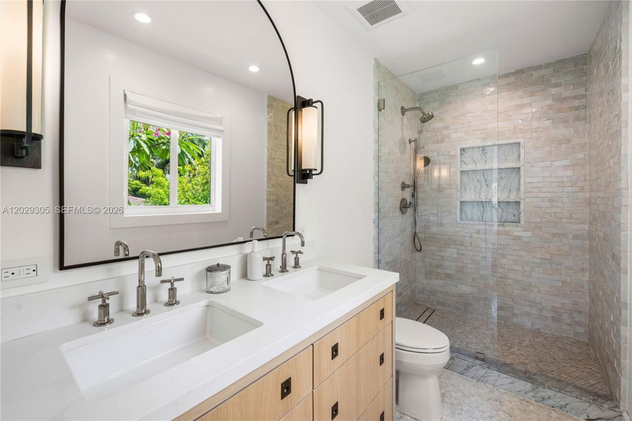 1544 Plasentia Ave , Coral Gables, FL 33134 Photo