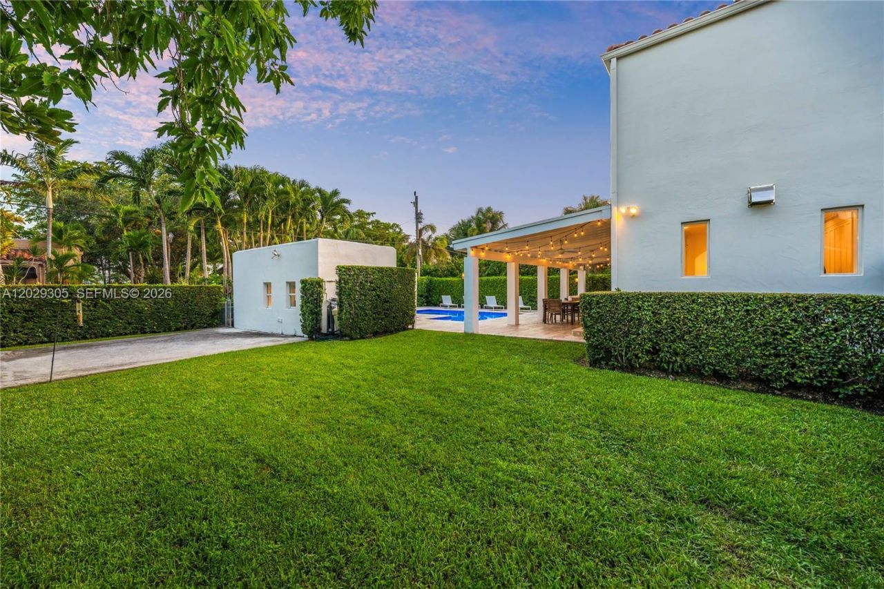 1544 Plasentia Ave , Coral Gables, FL 33134 Photo