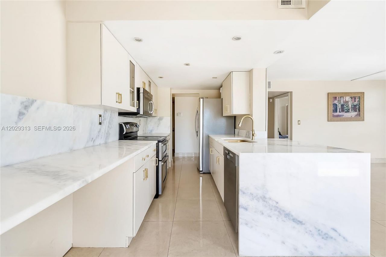 3031 N Ocean Blvd , Unit 406, Fort Lauderdale, FL 33308 Photo