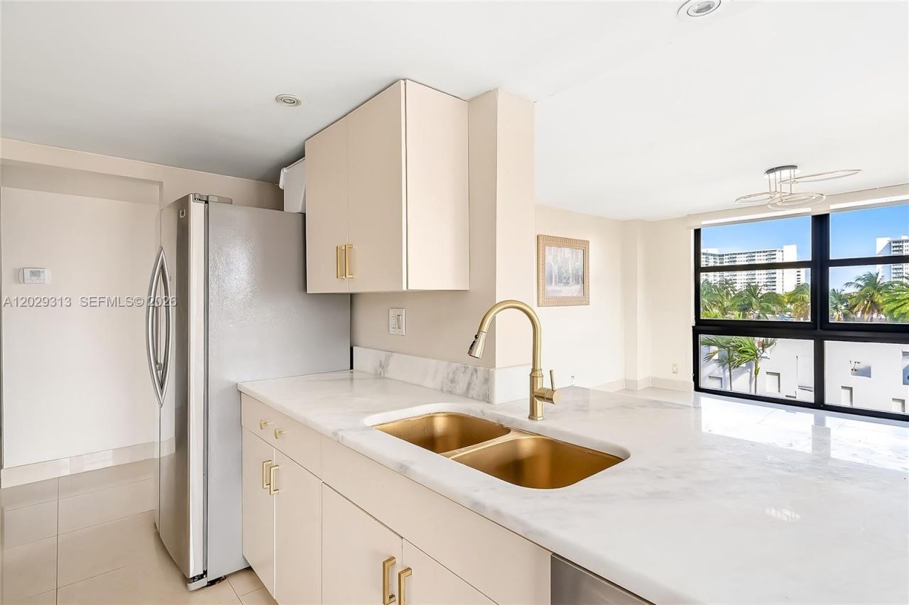 3031 N Ocean Blvd , Unit 406, Fort Lauderdale, FL 33308 Photo