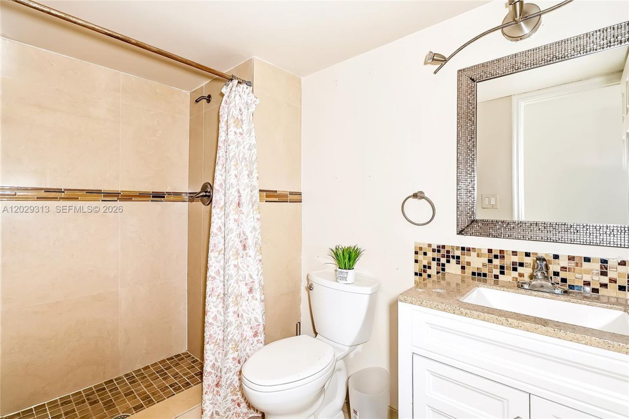 3031 N Ocean Blvd , Unit 406, Fort Lauderdale, FL 33308 Photo