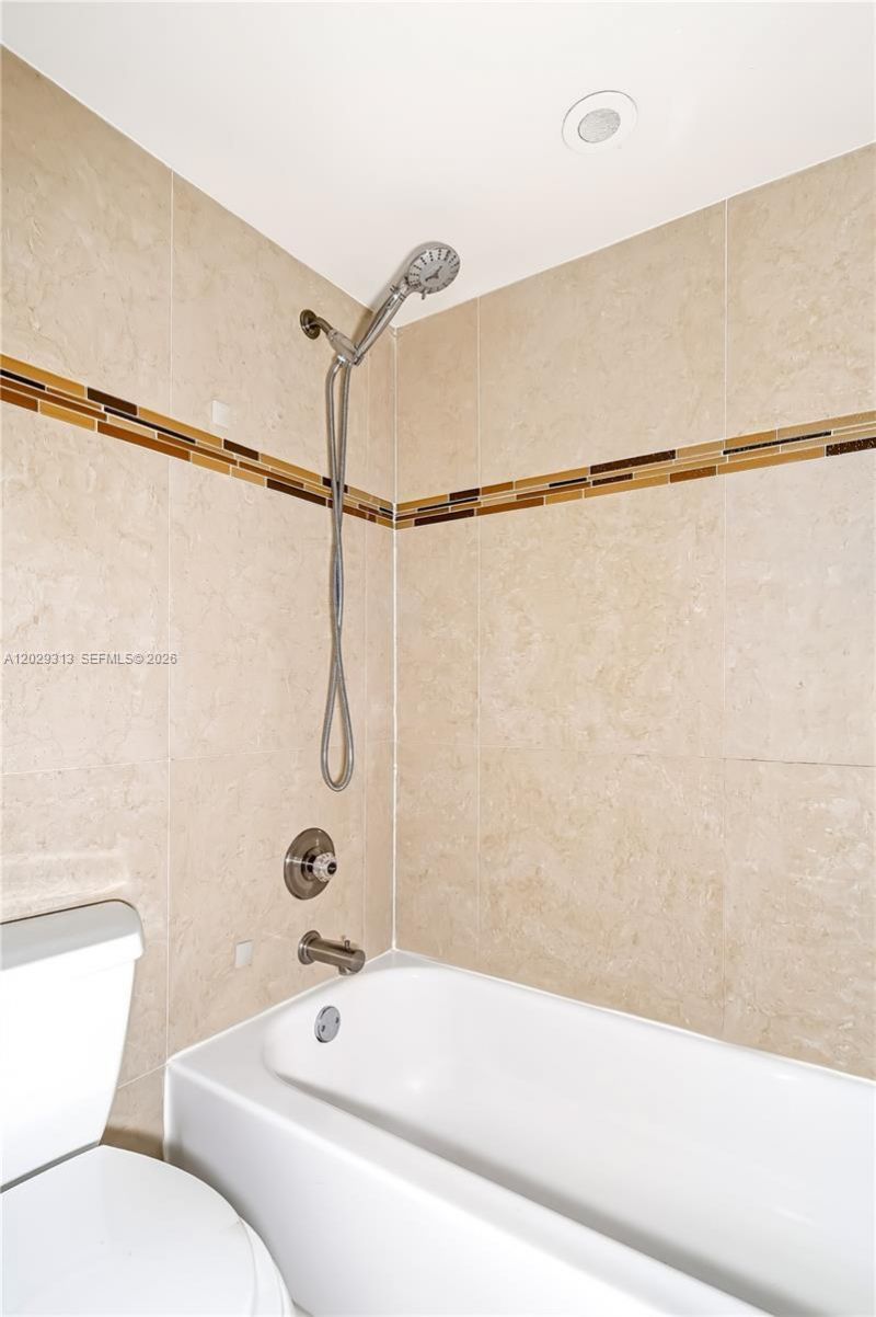 3031 N Ocean Blvd , Unit 406, Fort Lauderdale, FL 33308 Photo