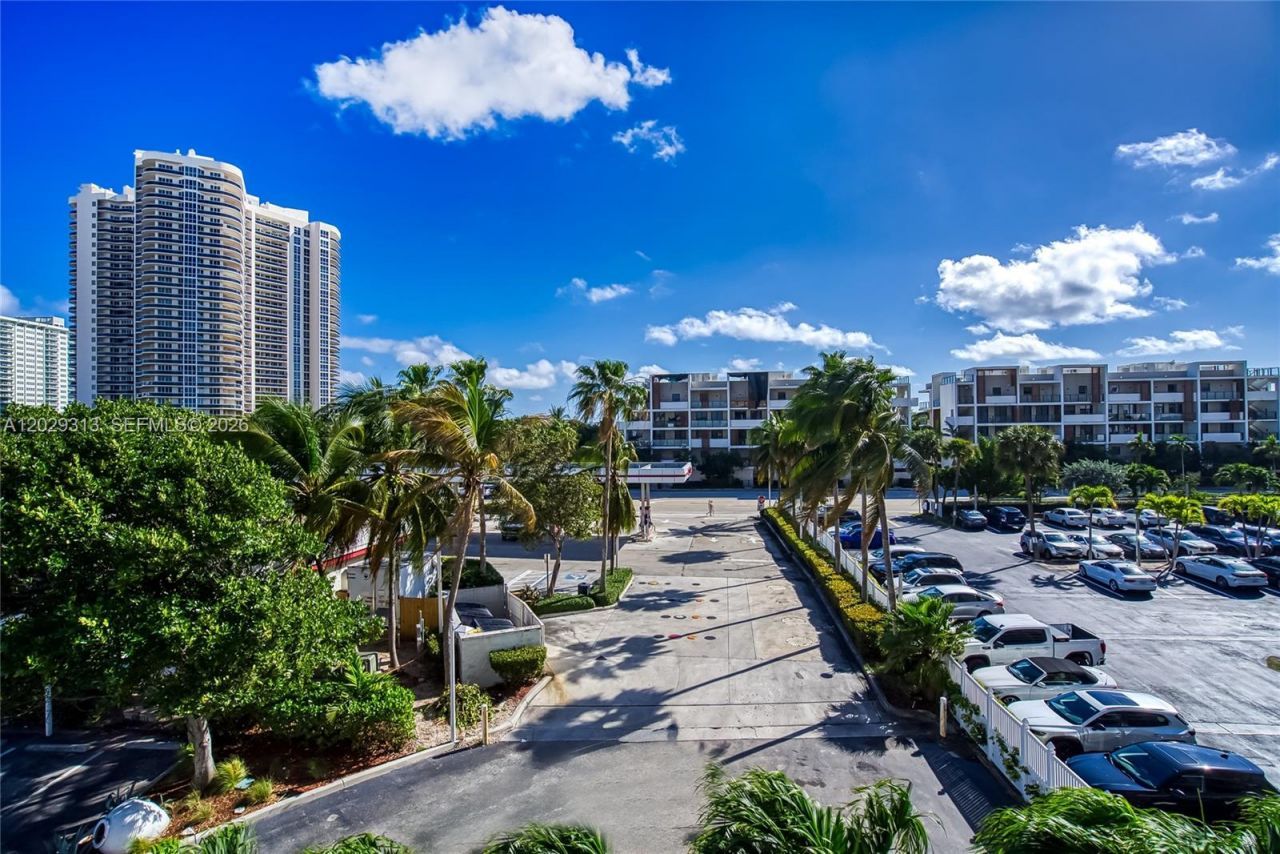 3031 N Ocean Blvd , Unit 406, Fort Lauderdale, FL 33308 Photo