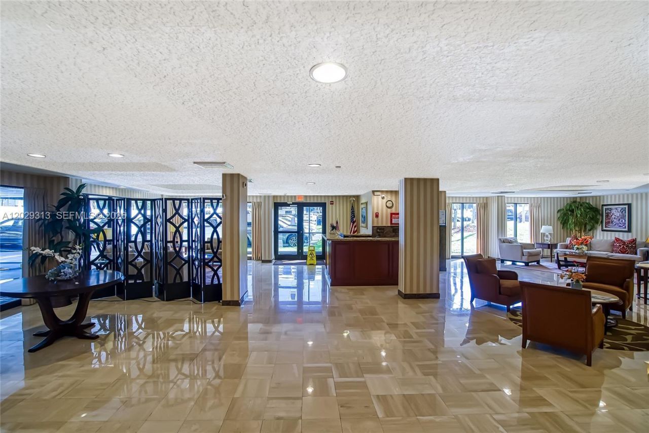 3031 N Ocean Blvd , Unit 406, Fort Lauderdale, FL 33308 Photo