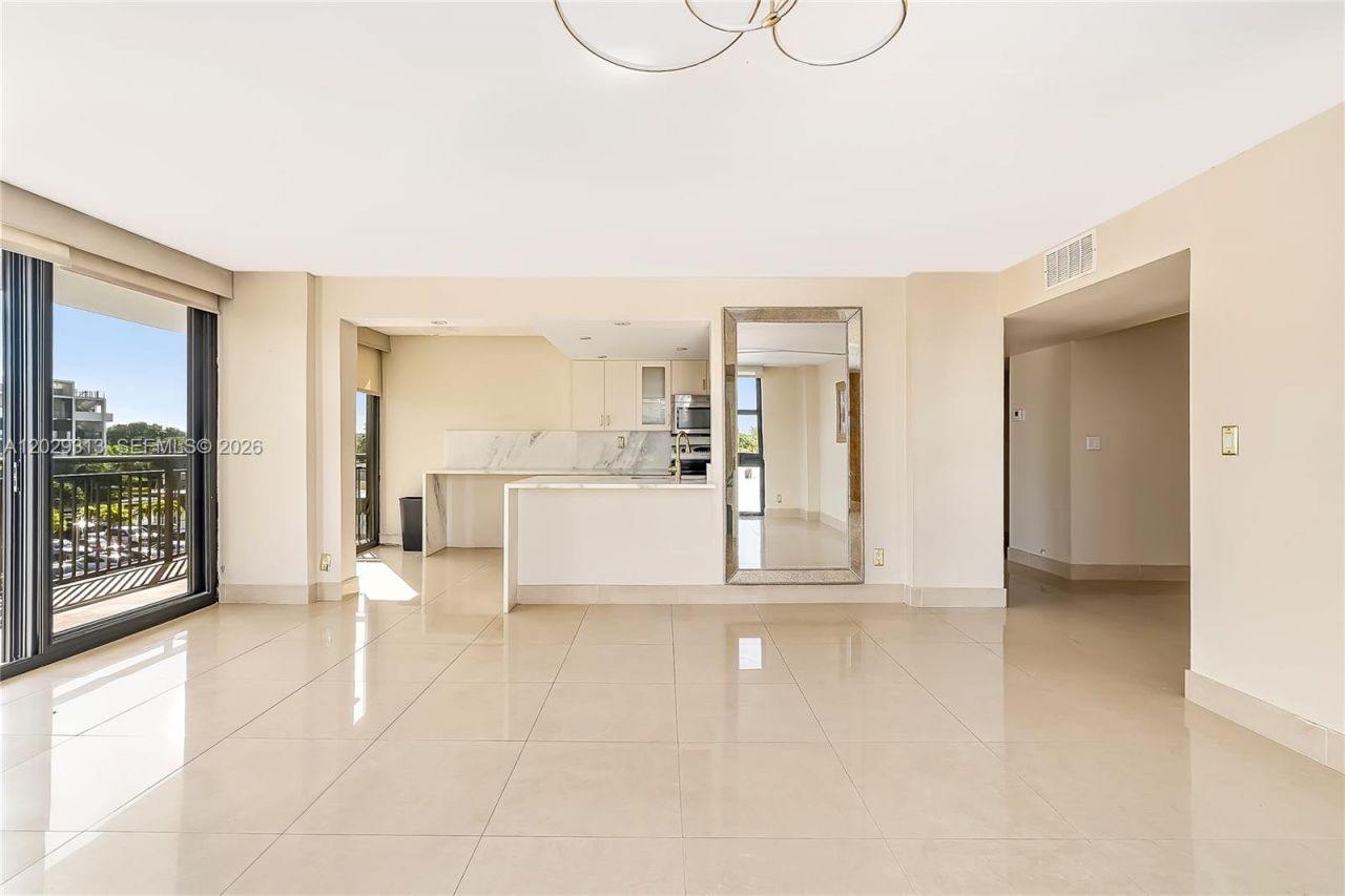 3031 N Ocean Blvd , Unit 406, Fort Lauderdale, FL 33308 Photo