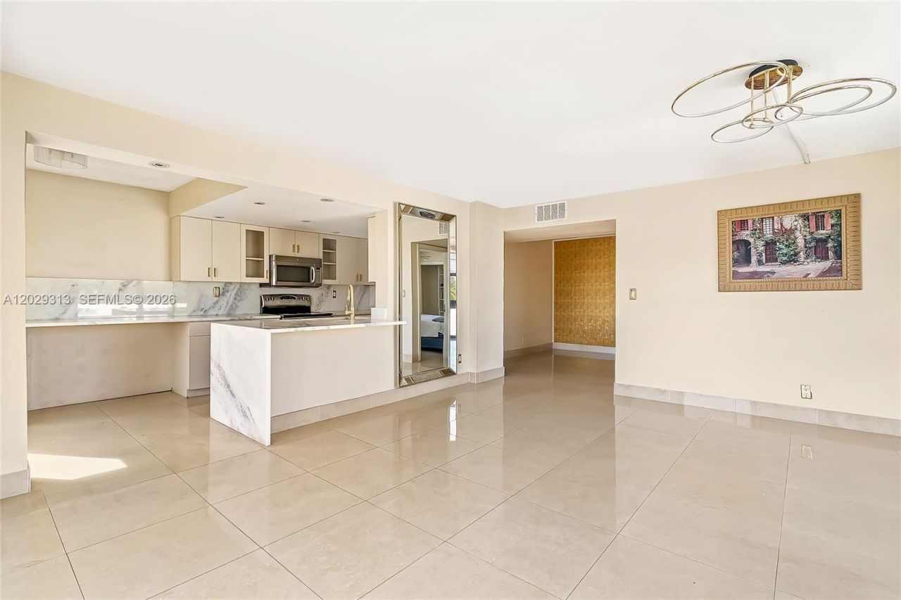 3031 N Ocean Blvd , Unit 406, Fort Lauderdale, FL 33308 Photo
