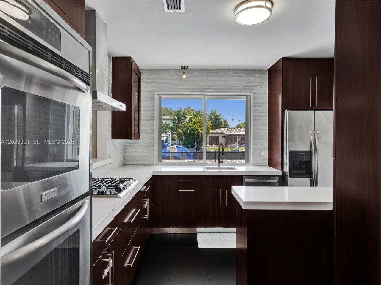 1912 NE 119th Rd, North Miami, FL 33181 Photo