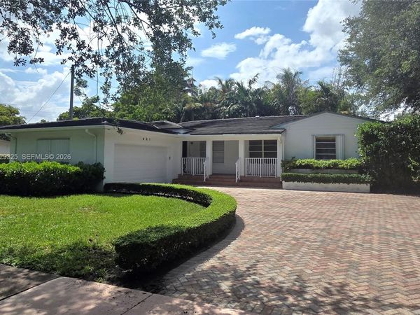 931 Placetas Ave , Coral Gables, FL 33146