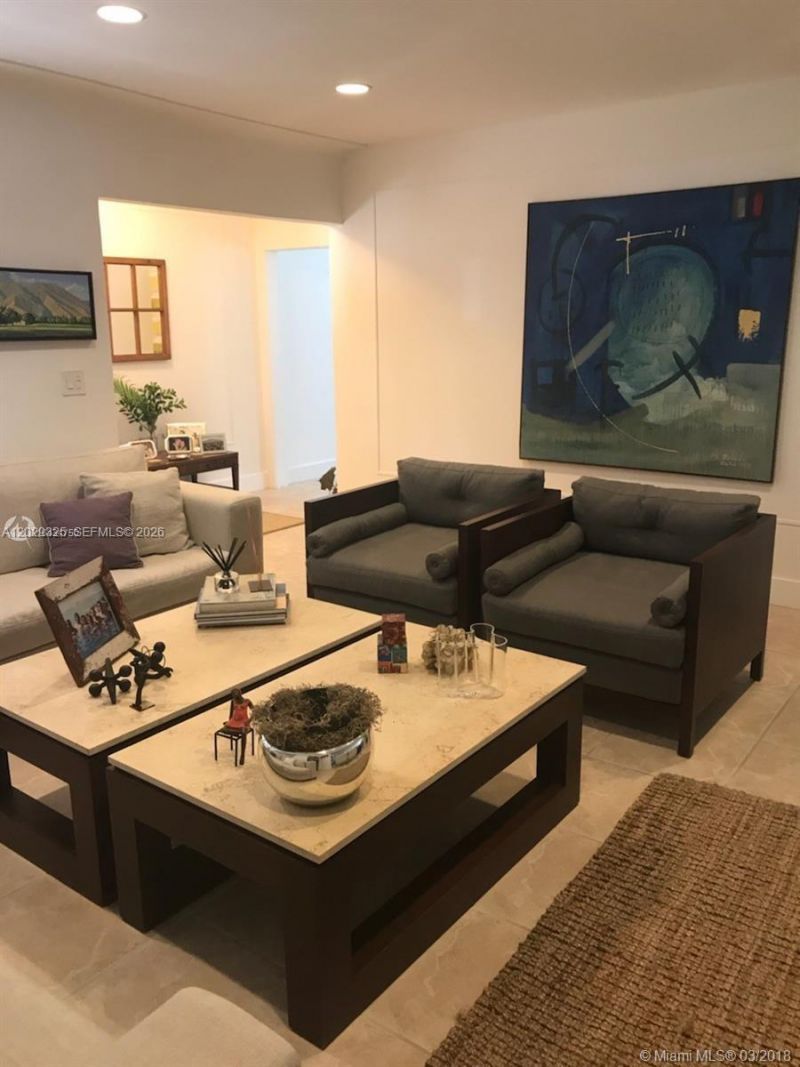 931 Placetas Ave , Coral Gables, FL 33146 Photo