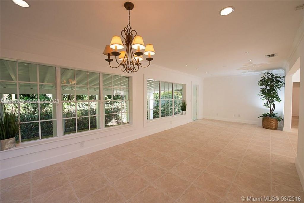 931 Placetas Ave , Coral Gables, FL 33146 Photo