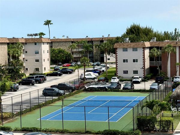8101 SW 24th Ct, Unit 405, Davie, FL 33324