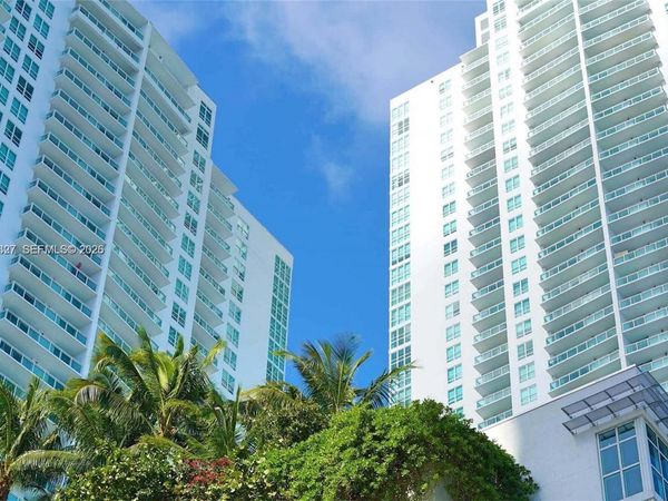 951 Brickell Ave , Unit 1808, Miami, FL 33131