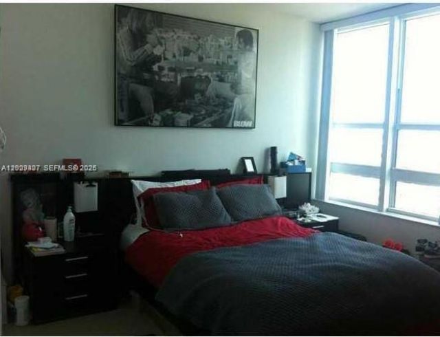 951 Brickell Ave , Unit 1808, Miami, FL 33131 Photo