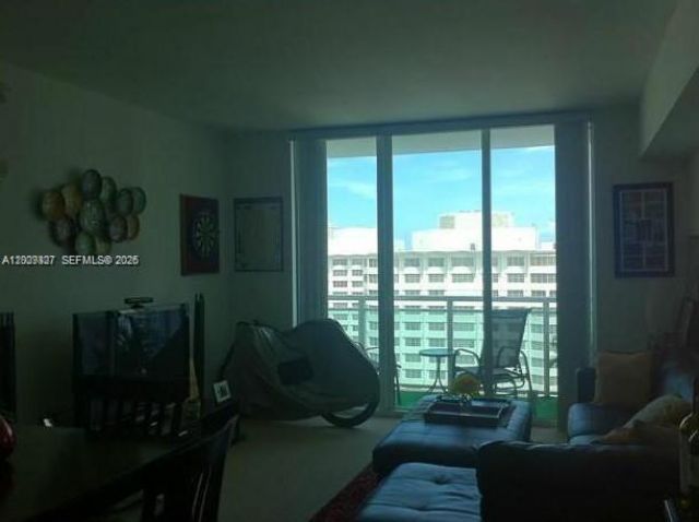 951 Brickell Ave , Unit 1808, Miami, FL 33131 Photo