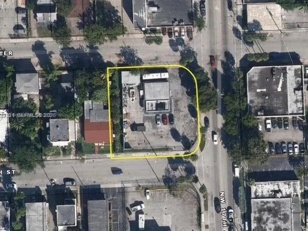 1910 NW 17th Ave , Miami, FL 33125