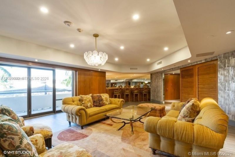 19707 Turnberry Way , Unit 16L, Aventura, FL 33180 Photo