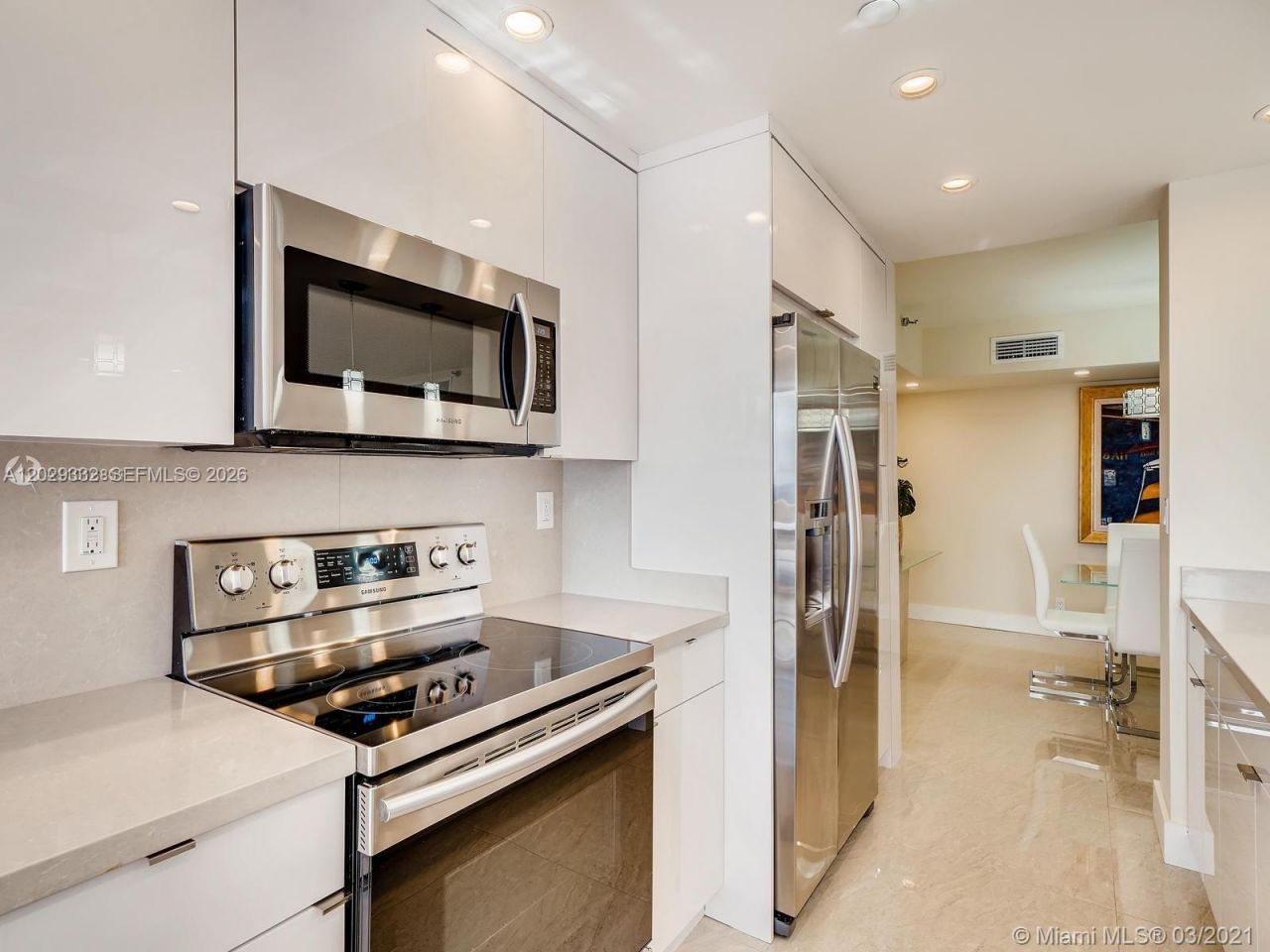 19707 Turnberry Way , Unit 16L, Aventura, FL 33180 Photo