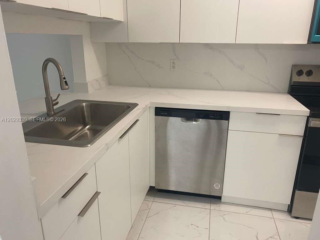 15346 SW 72nd St , Unit 22-11, Miami, FL 33193 Photo