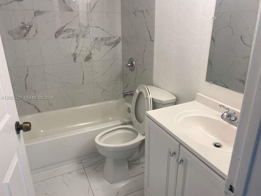 15346 SW 72nd St , Unit 22-11, Miami, FL 33193 Photo