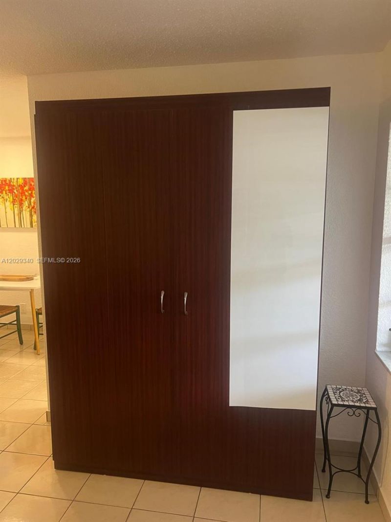 181 NE 14th Ave , Unit 20A, Hallandale Beach, FL 33009 Photo