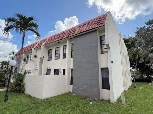 3199 Coral Hills Dr , Unit 3, Coral Springs, FL 33065