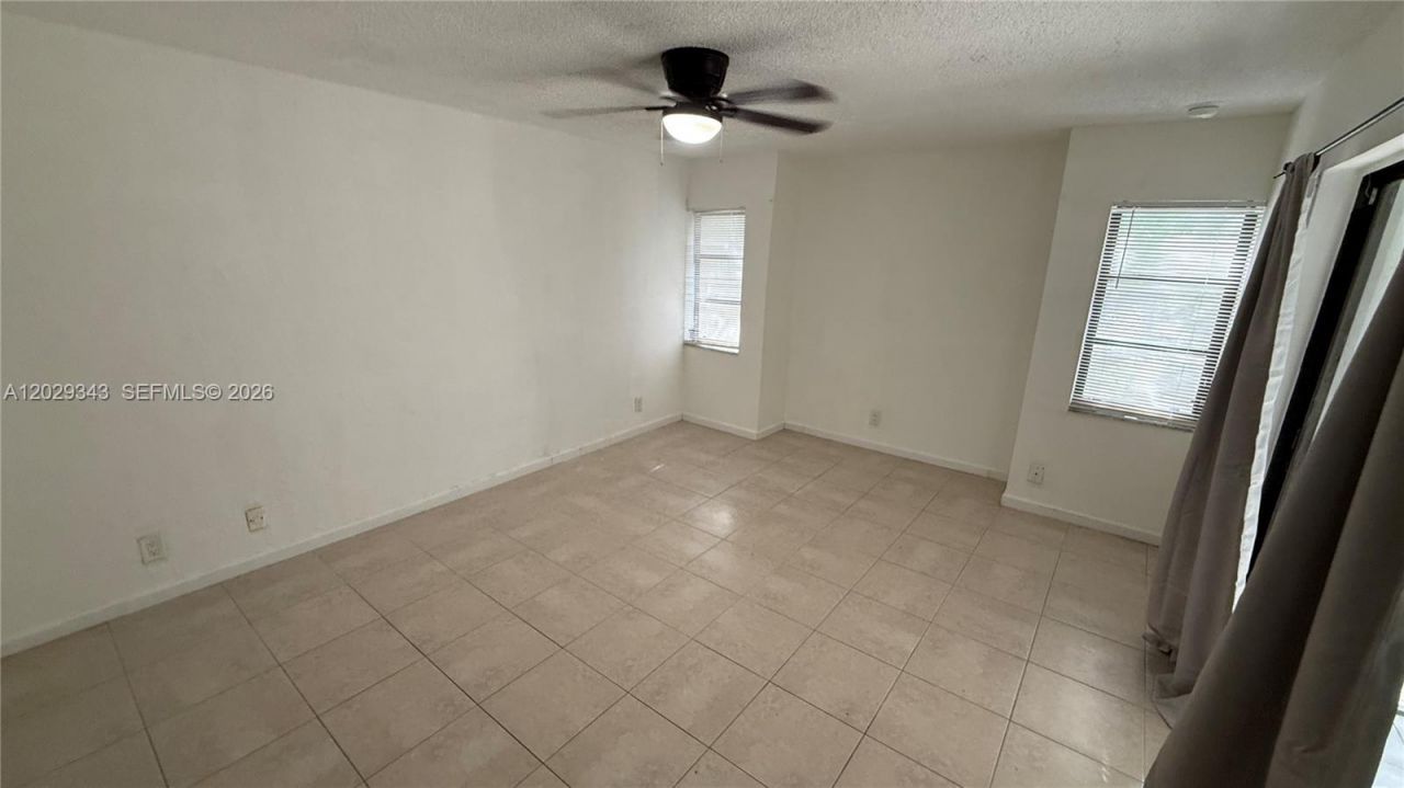 3199 Coral Hills Dr, Unit 3, Coral Springs, FL 33065 Photo
