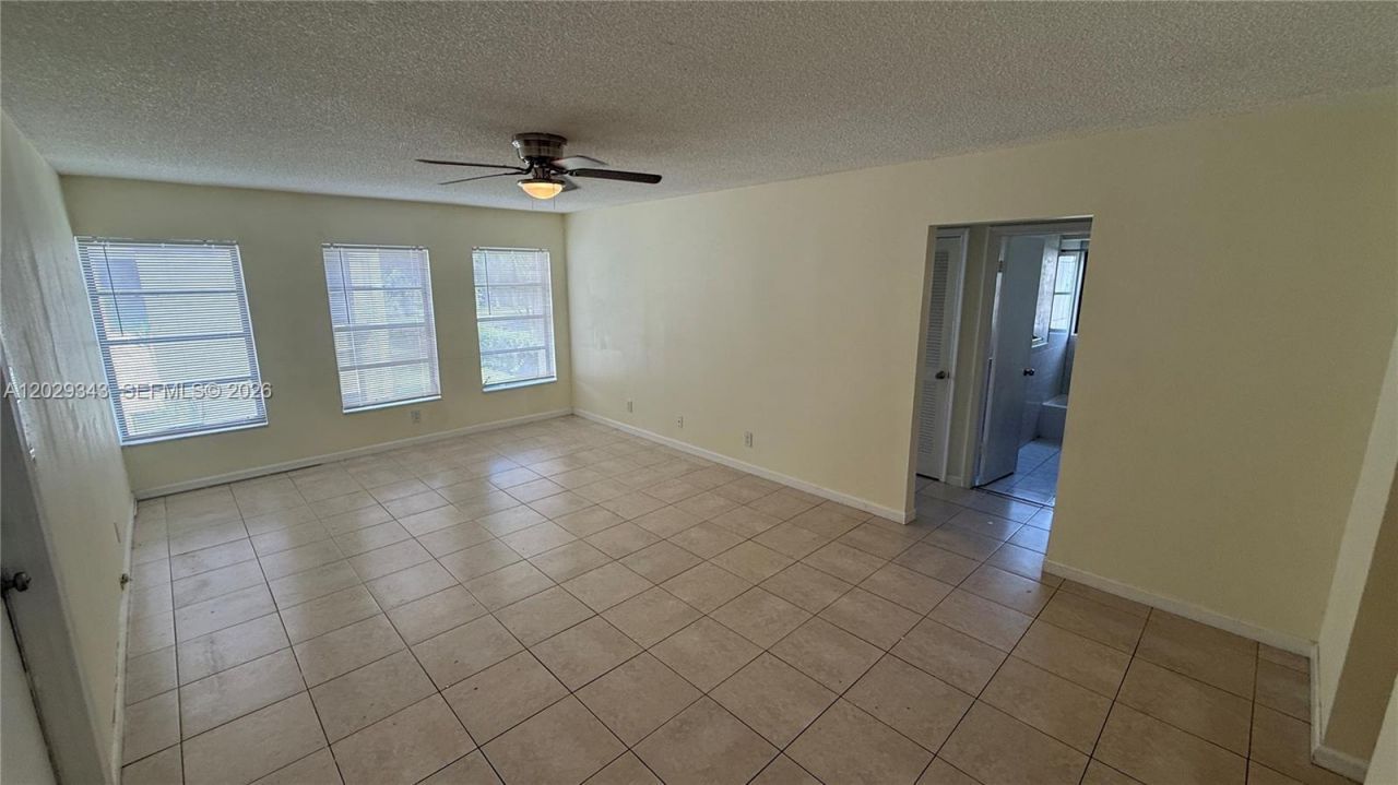 3199 Coral Hills Dr, Unit 3, Coral Springs, FL 33065 Photo