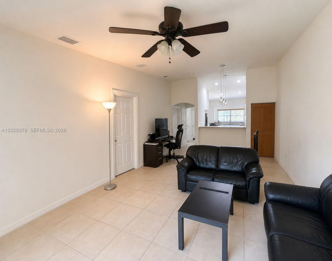 3856 SW 48th Ave , Unit 3856, Hollywood, FL 33023 Photo