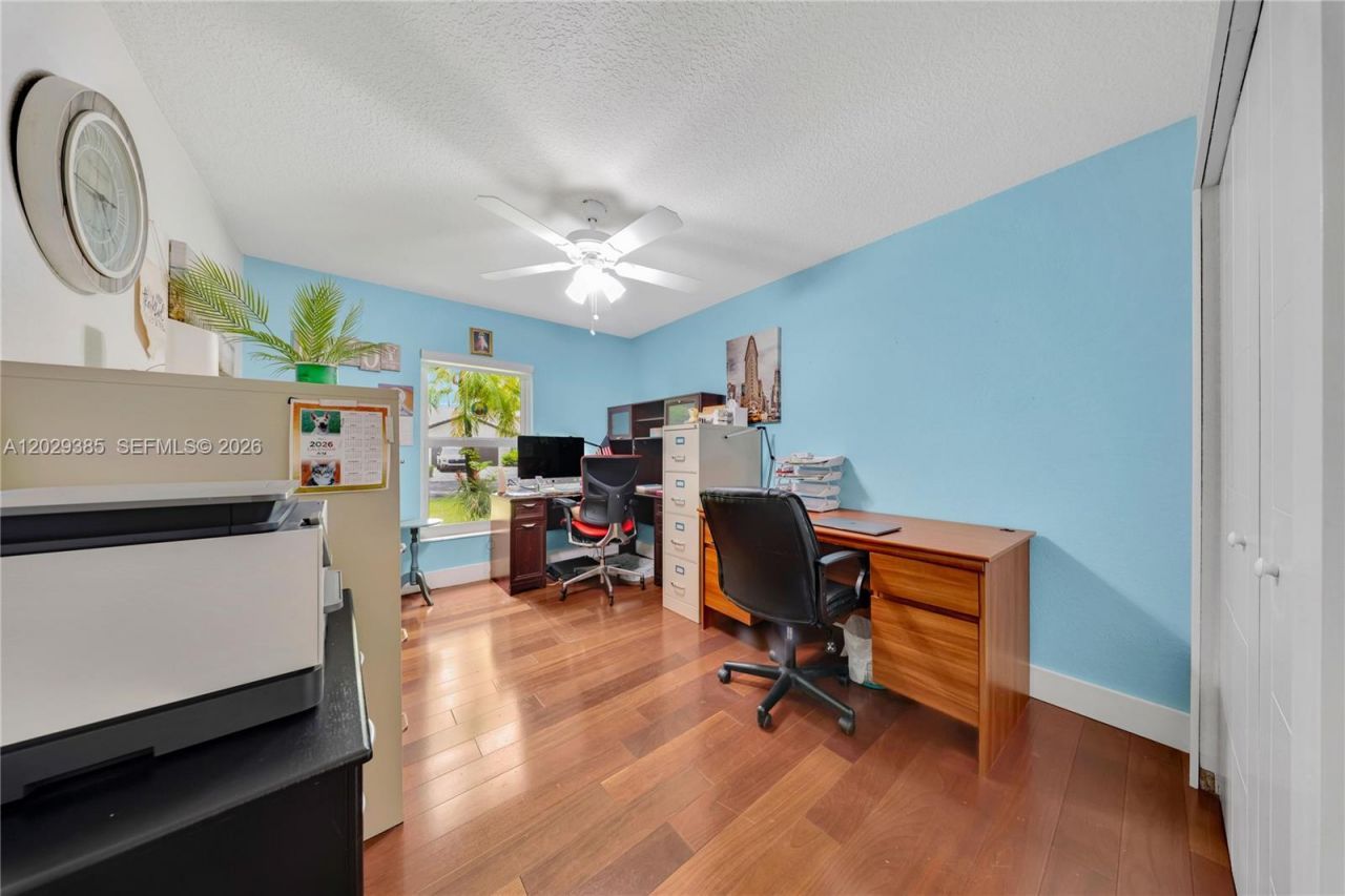 19641 NW 88th Ave, Hialeah, FL 33018 Photo