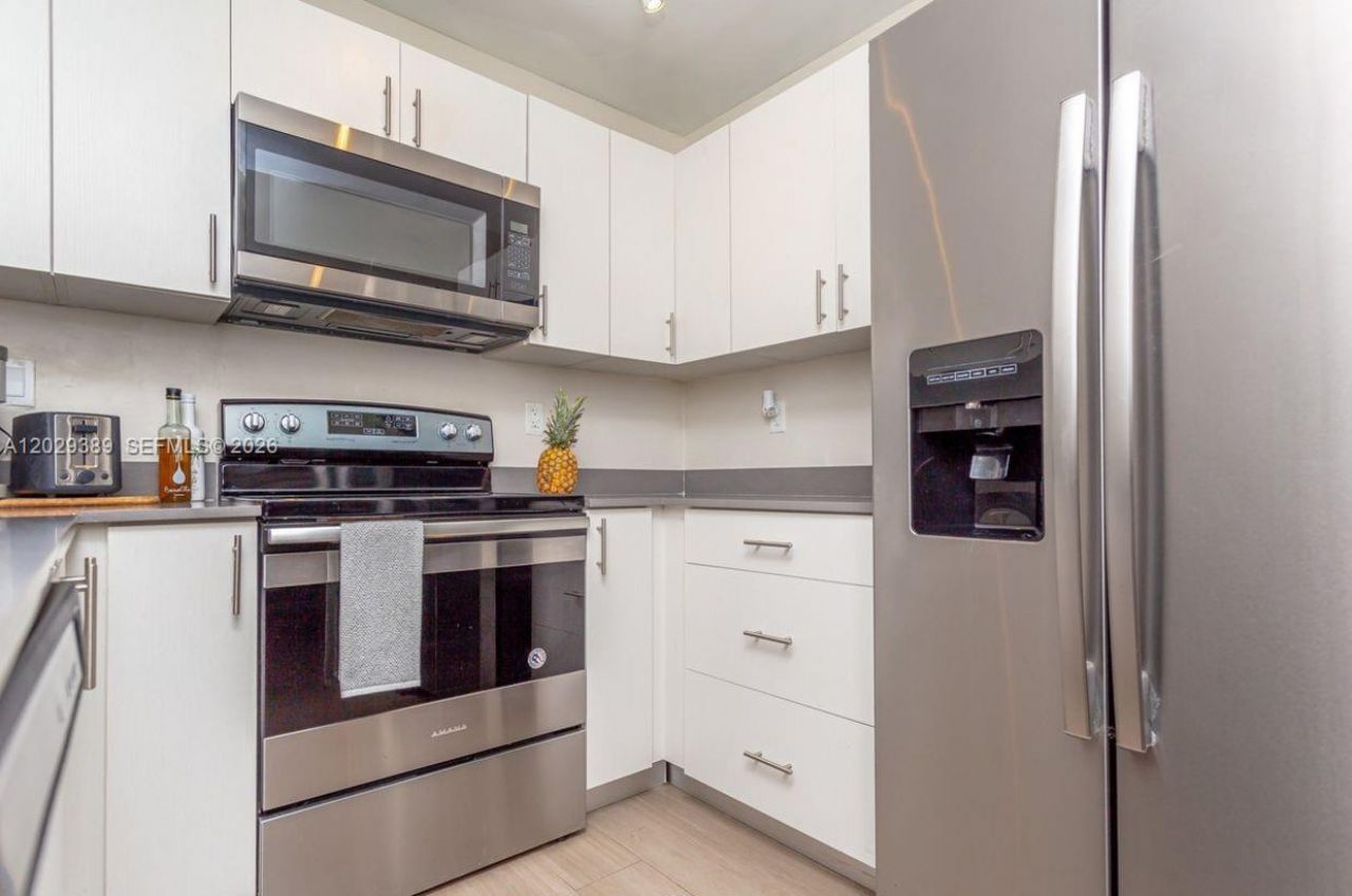 800 S Dixie Hwy 106 Hwy, Unit 106, Coral Gables, FL 33146 Photo