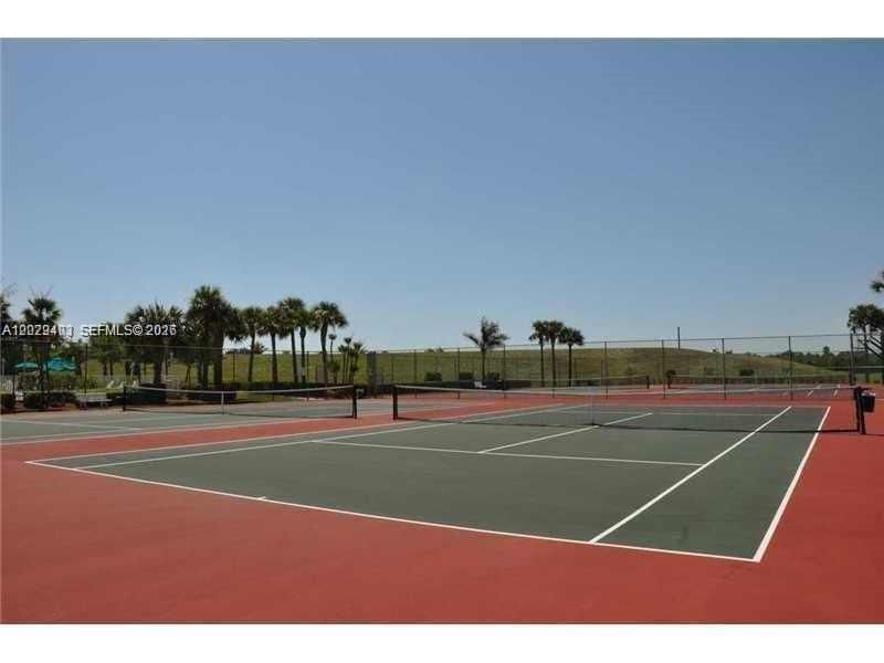 960 Corkwood St , Hollywood, FL 33019 Photo