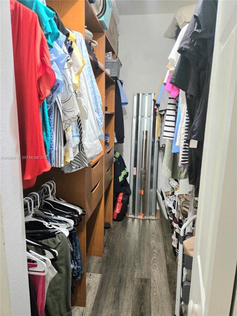 6972 NW 179th St , Unit 108-4, Hialeah, FL 33015 Photo