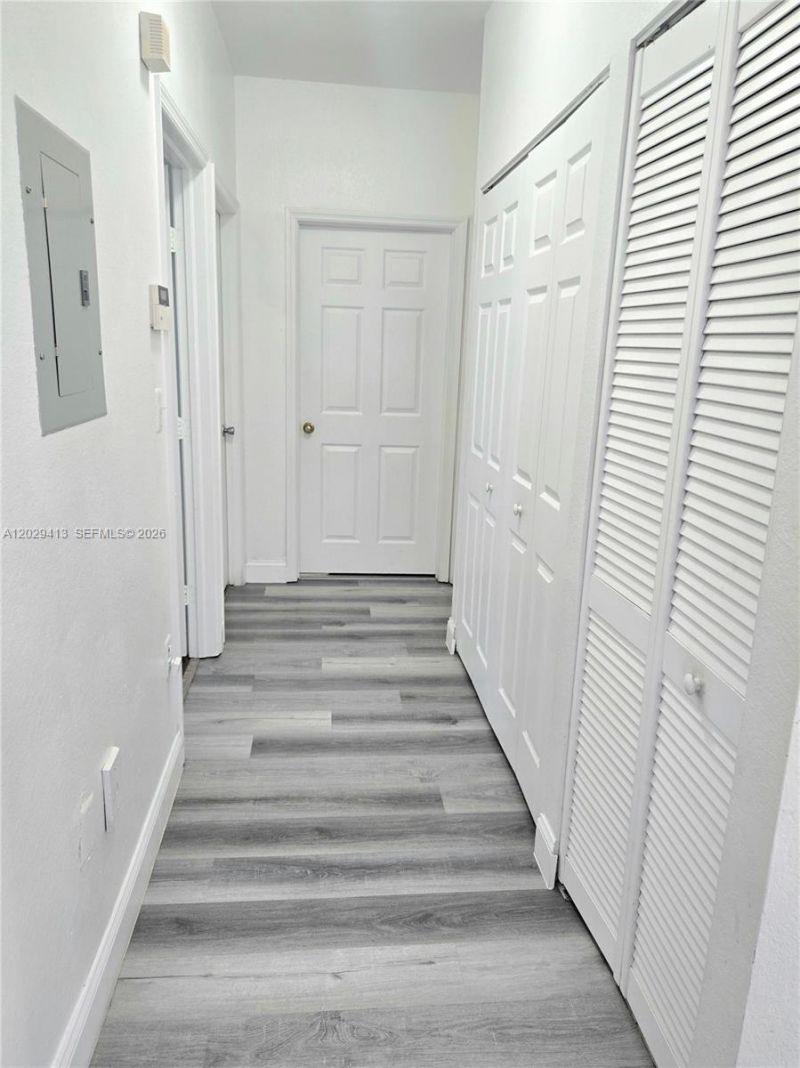 6972 NW 179th St , Unit 108-4, Hialeah, FL 33015 Photo