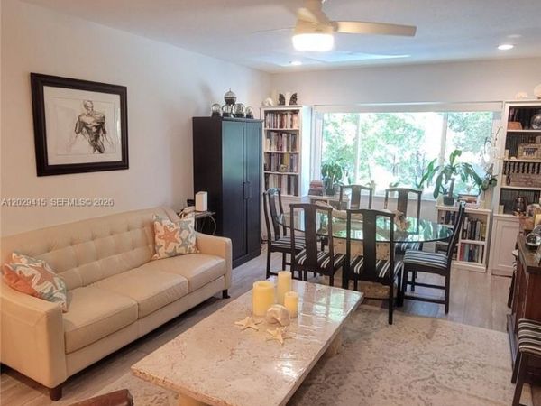 2210 NE 56th Pl, Unit 123, Fort Lauderdale, FL 33308