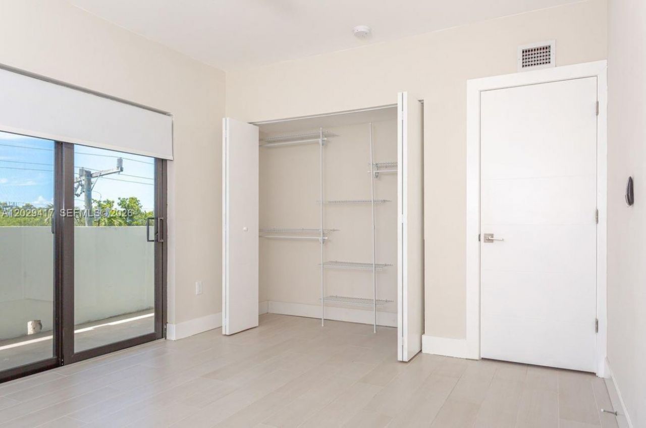 800 S Dixie Hwy 202 Hwy, Unit 202, Coral Gables, FL 33146 Photo