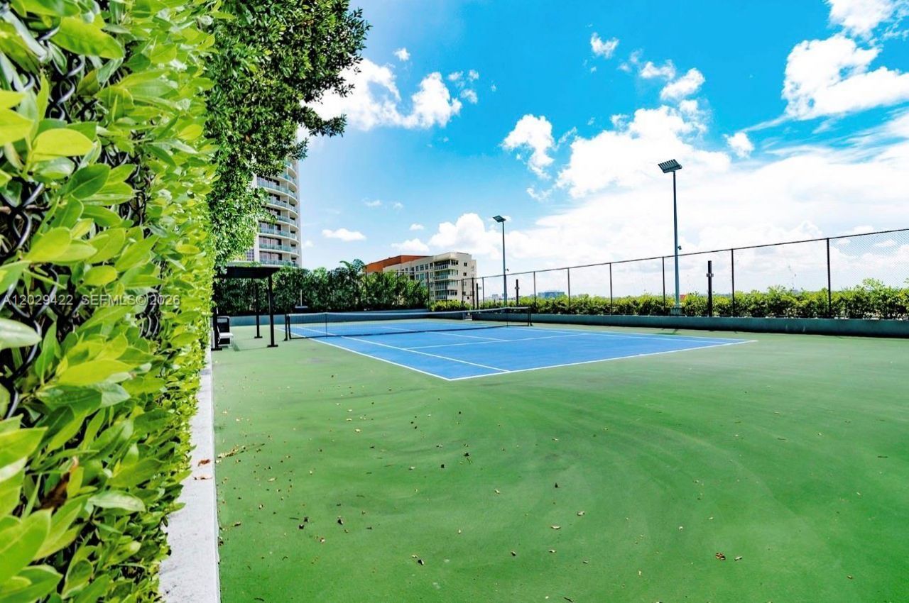 121 NE 34th St, Unit 1412, Miami, FL 33137 Photo