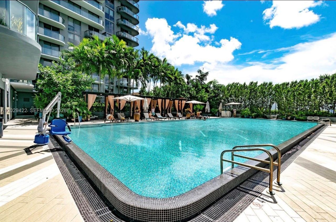 121 NE 34th St, Unit 1412, Miami, FL 33137 Photo