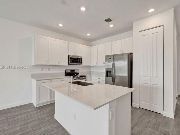 3777 Harborside Ave , Fort Pierce, FL 34946