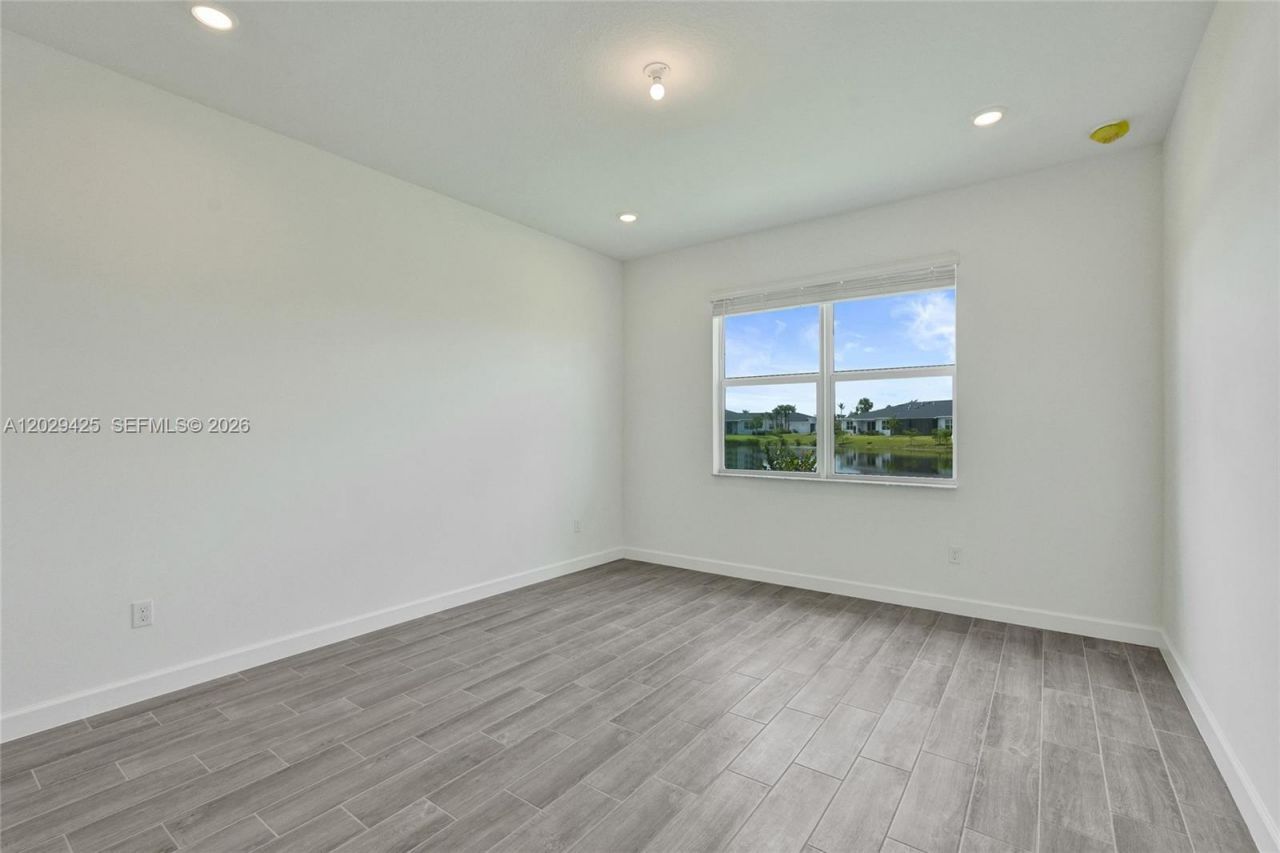 3777 Harborside Ave , Fort Pierce, FL 34946 Photo