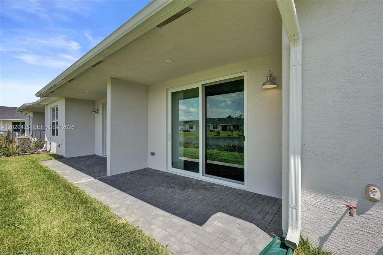 3777 Harborside Ave , Fort Pierce, FL 34946 Photo