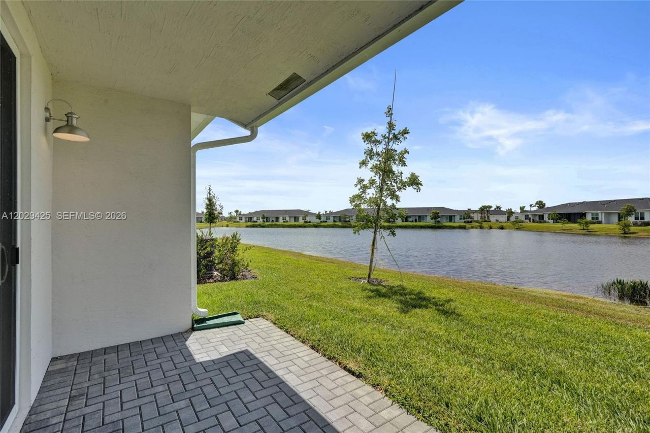 3777 Harborside Ave , Fort Pierce, FL 34946 Photo
