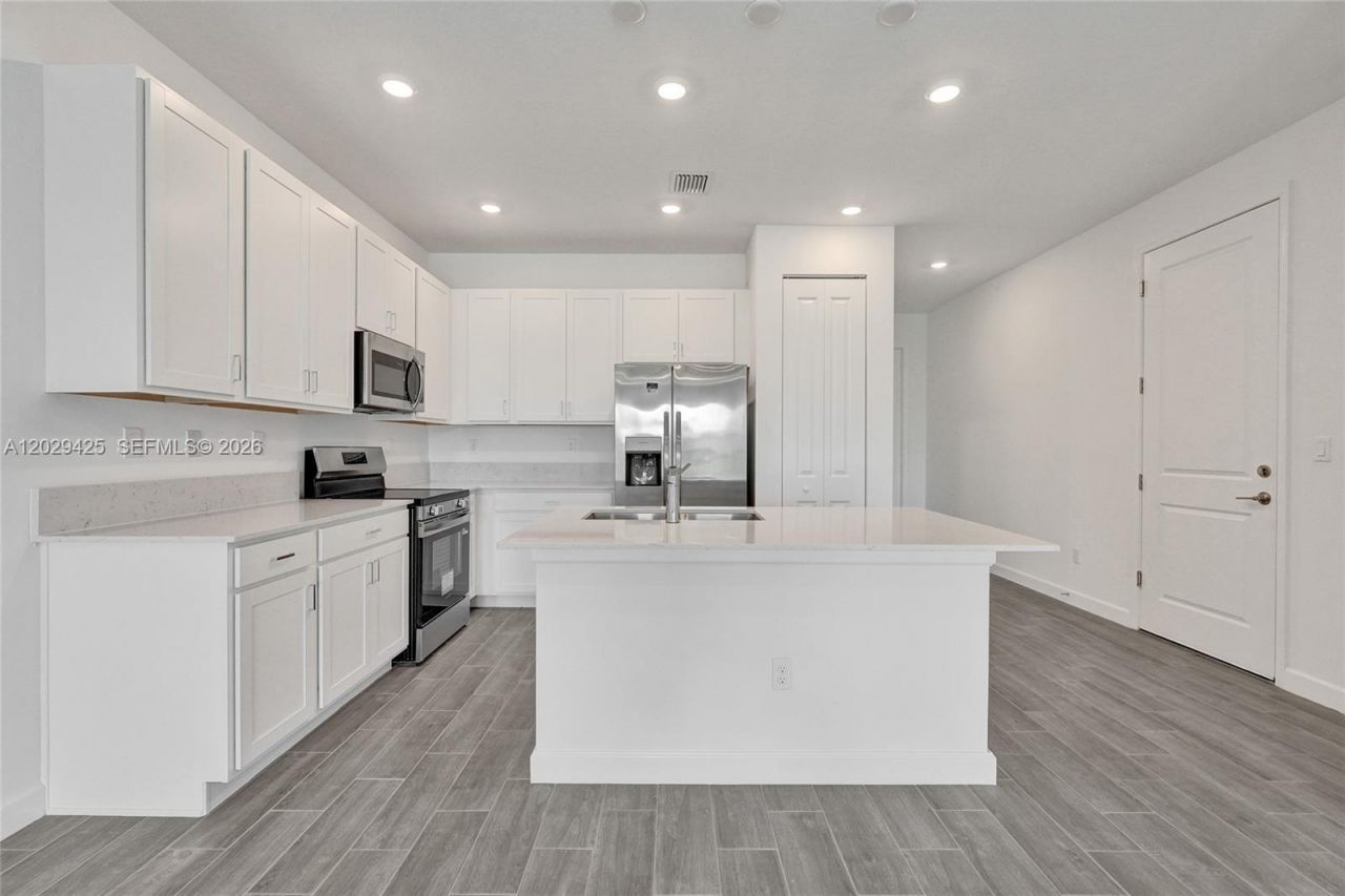 3777 Harborside Ave , Fort Pierce, FL 34946 Photo